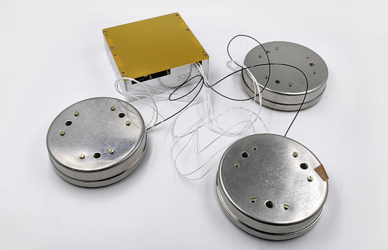 Un buen precio. Giroscopio de fibra óptica de tres ejes fácil de usar con un rendimiento excepcional a temperaturas y fácil de instalar en línea